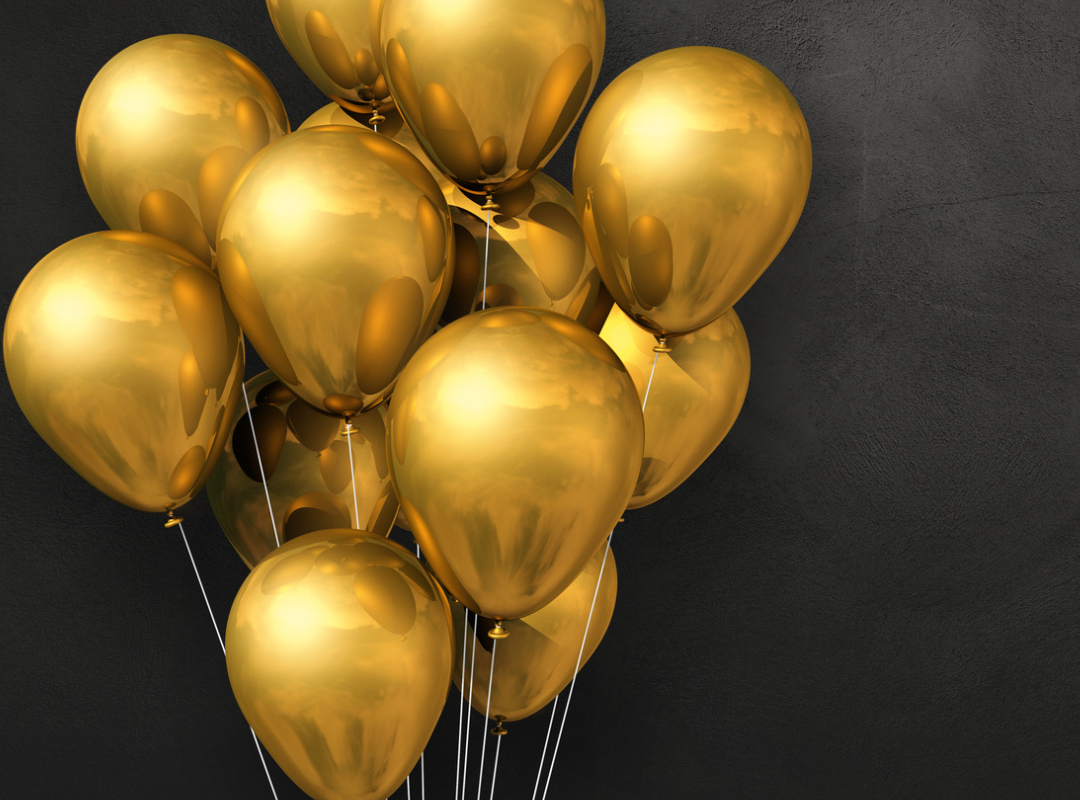gold party supplies
